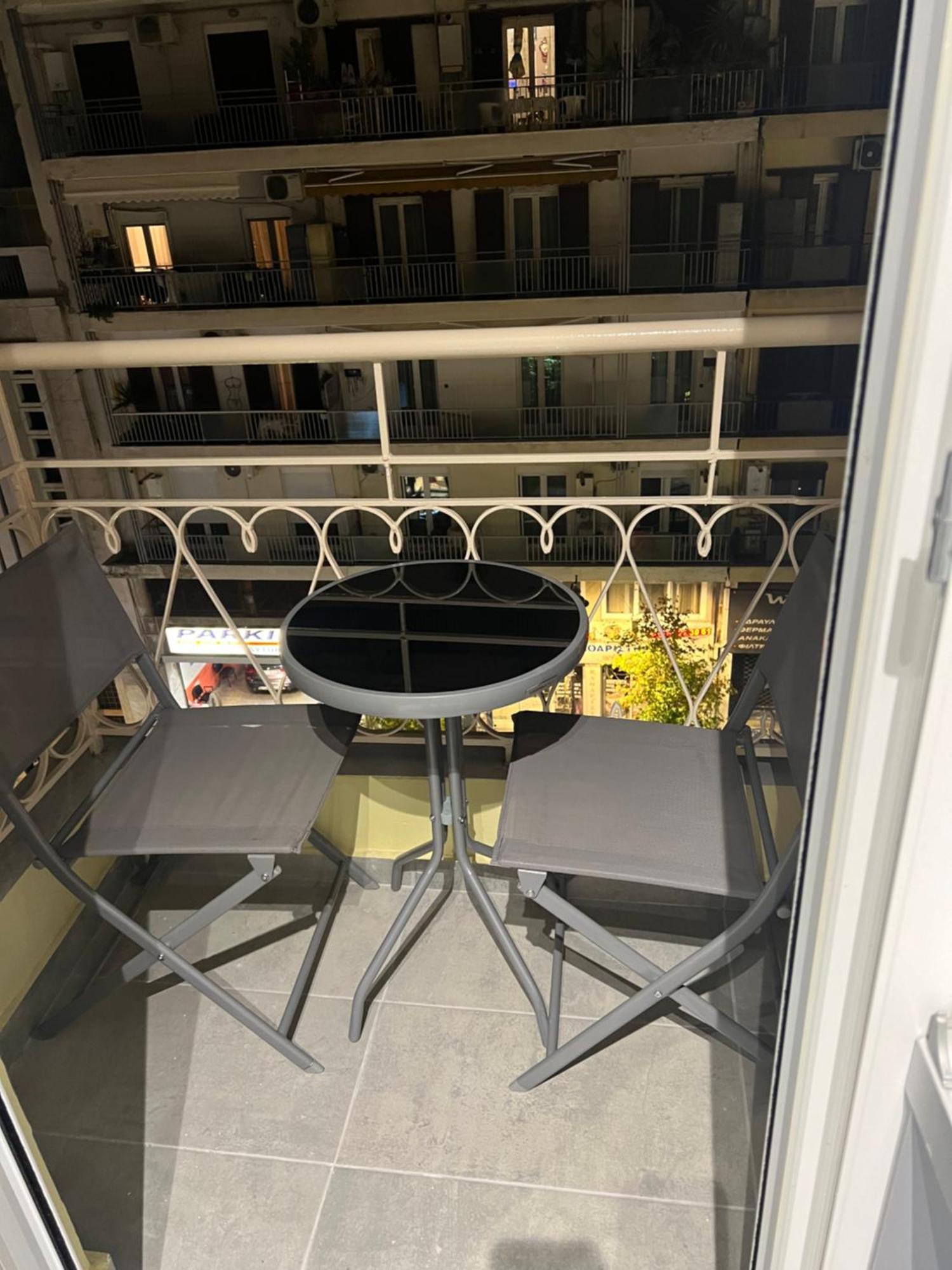 Km53 Luxury Apartments Солун Екстериор снимка